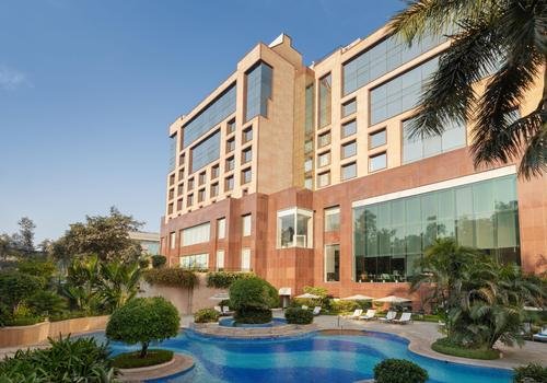 source of the Nile hotel